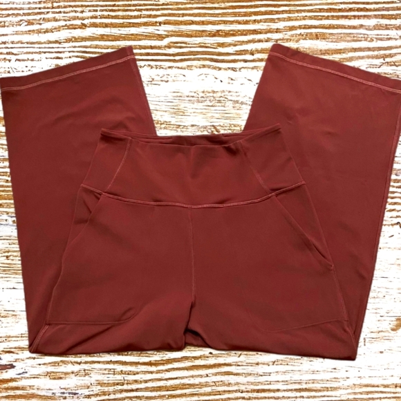 [NEW] Lululemon Align Wide Leg Crop 23" Leggings - Picture 10 of 14